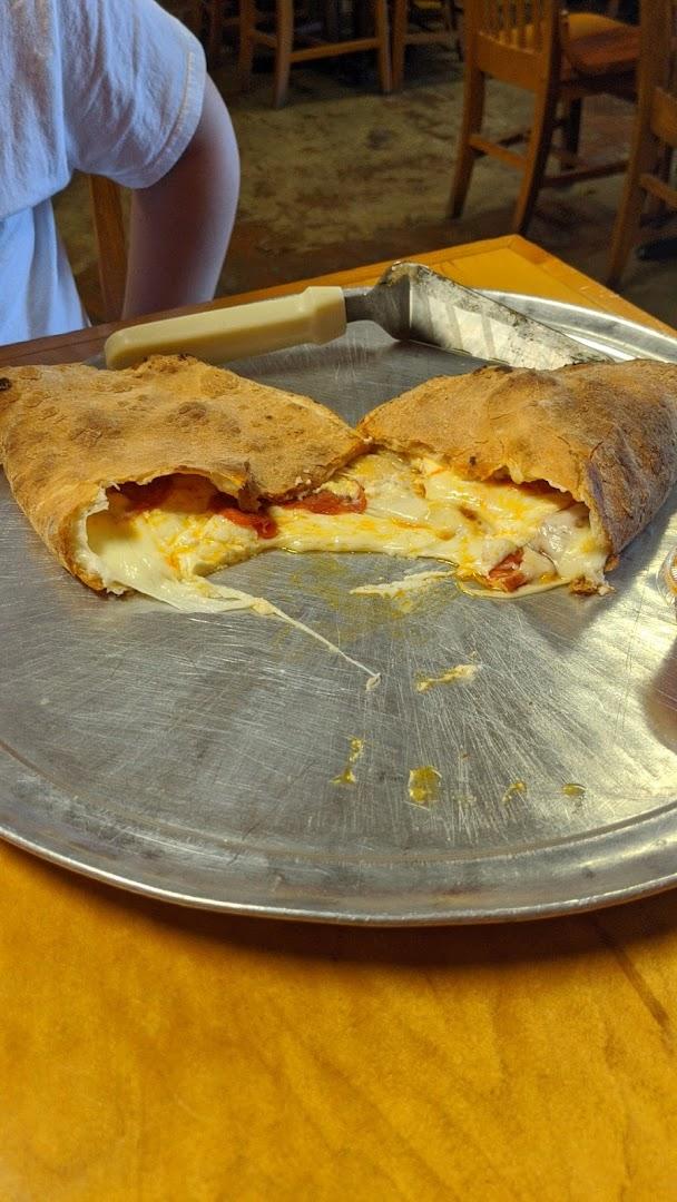 The Pie Hole: Pizza Pasta Subs Wings Salads